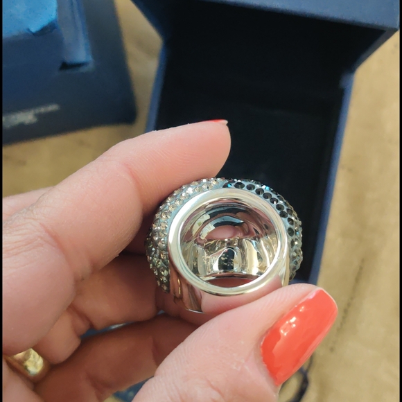 SWAROVSKI APPOLON RING - Picture 7 of 16